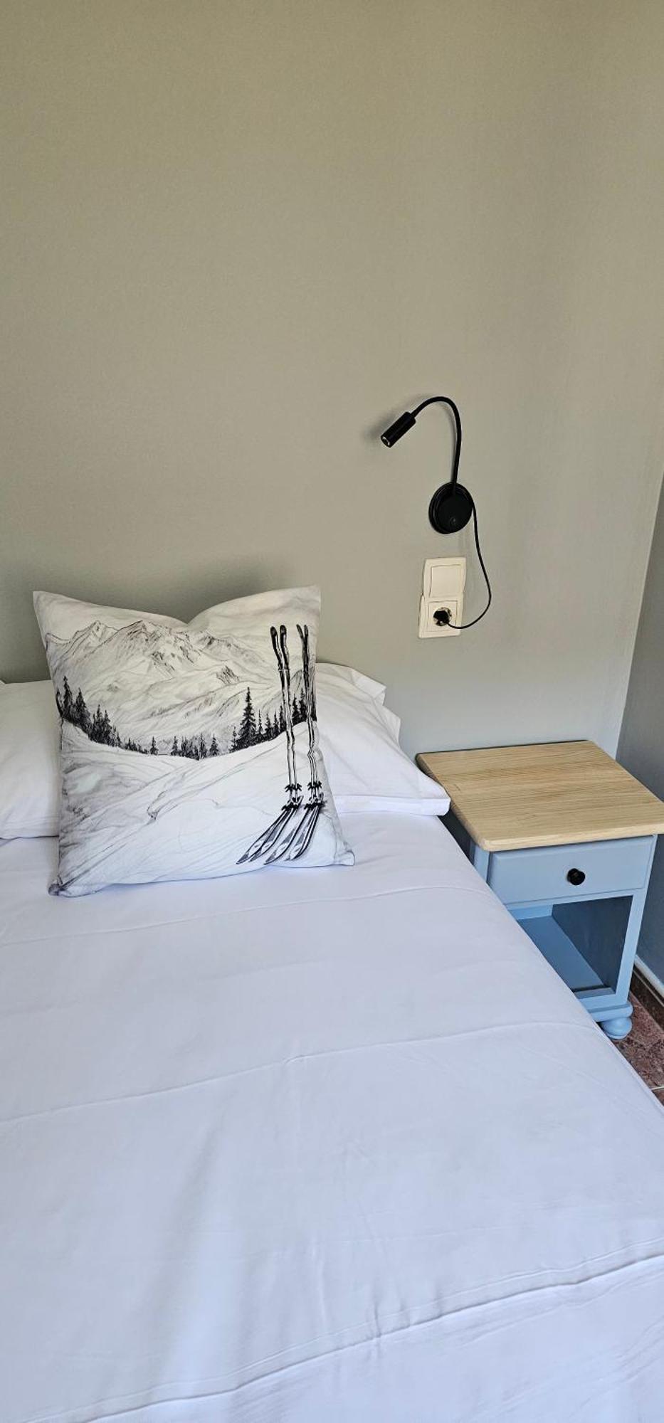 Apartaments Bonet ปัล ภายนอก รูปภาพ