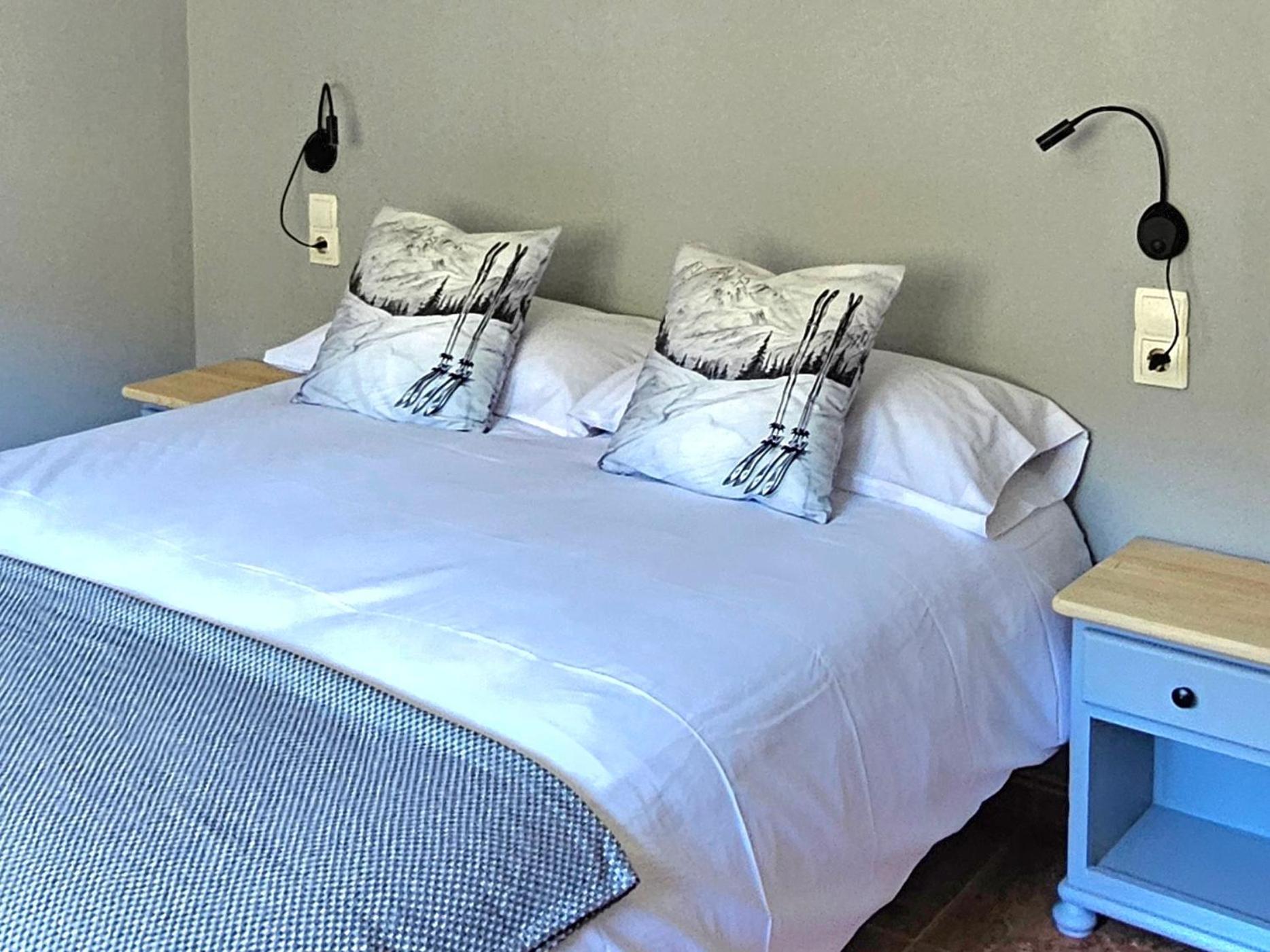 Apartaments Bonet ปัล ภายนอก รูปภาพ